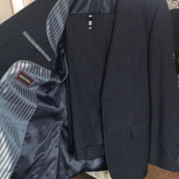 Full suit - Picture 3 of 6